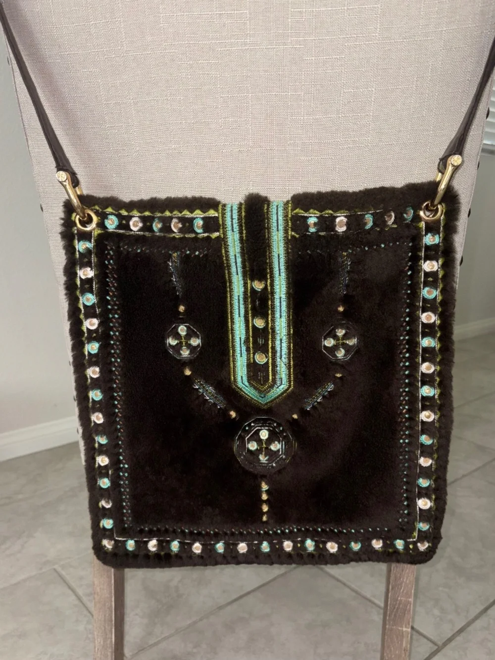 VINTAGE TORY BURCH Brown Sheepskin Shoulder Crossbody Embroidered Geometric Bag